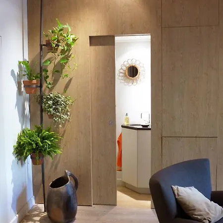 Apartment 1 Bdr Architect Designed Zen And Cosy *